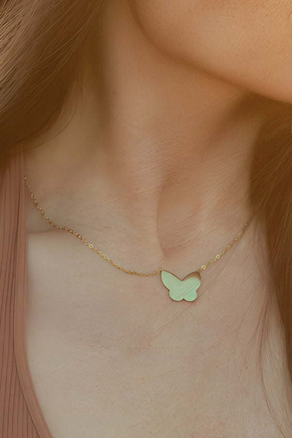BUTTERFLY PENDANT NECKLACE